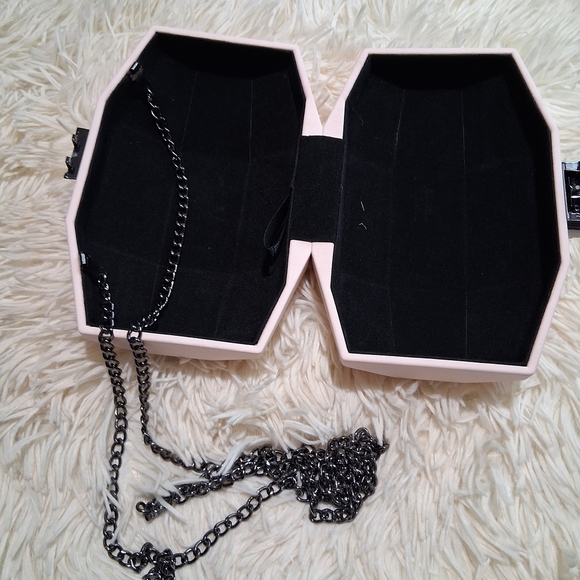 Viktor & Rolf Blush Pink Faceted Clutch - Picture 6 of 9